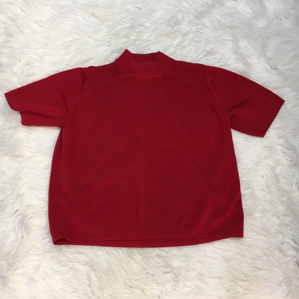 Mock neck short sleeved top